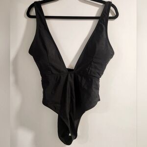 Black One-Piece M Swimsuit from Zaful